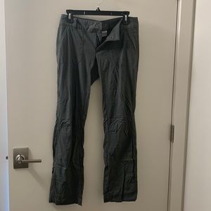 Women’s Columbia hiking pants. Okay quality.